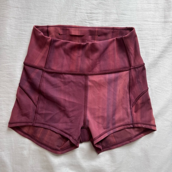 Lululemon In Movement Short *Everlux 2.5” - Picture 5 of 6